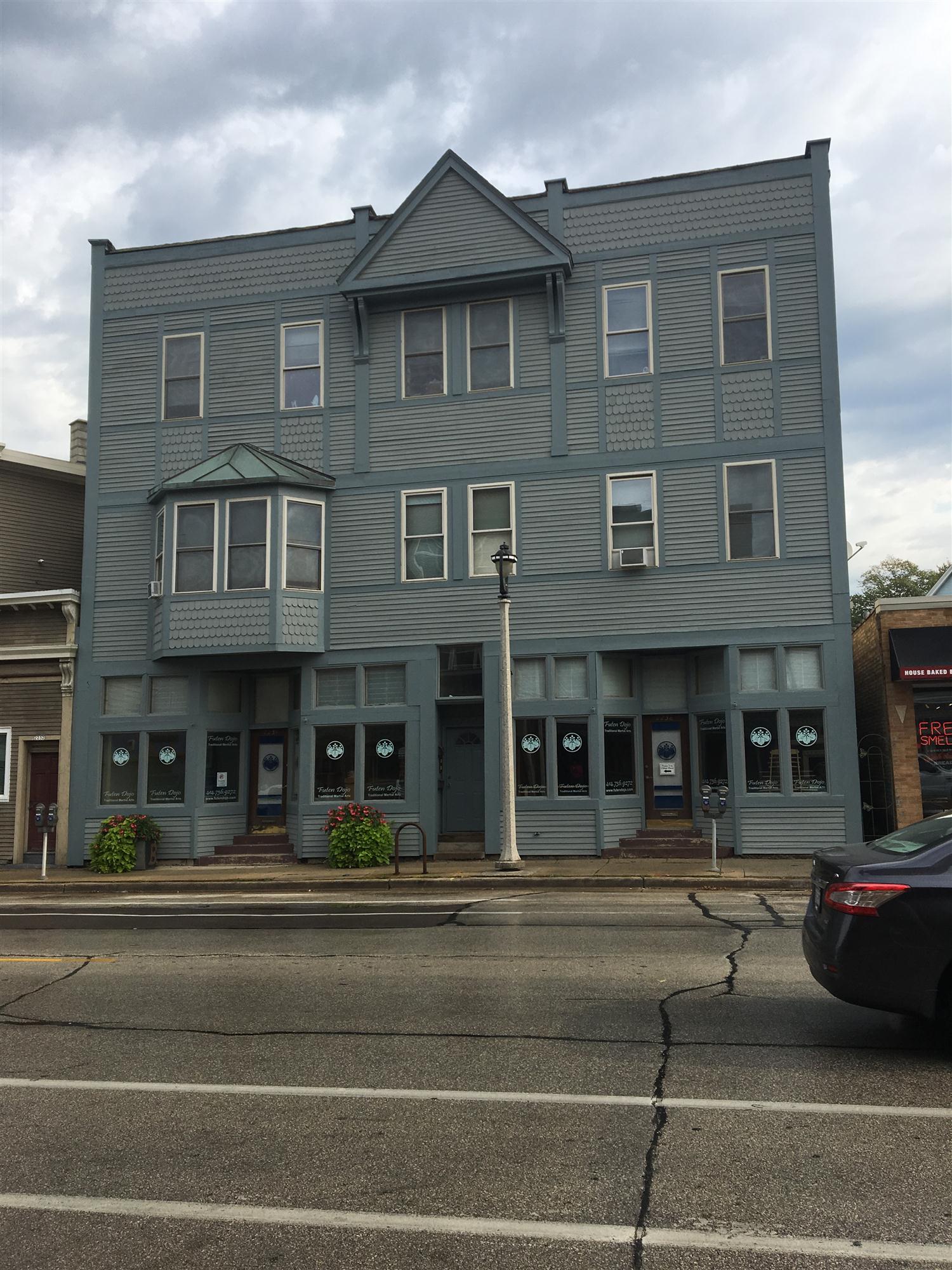 Large historical commercial building painted by K2 Painting Bay View painting contractors