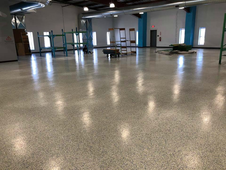 Epoxy floor coating for commercial garages